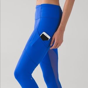 Lululemon Outrun Cropped Leggings